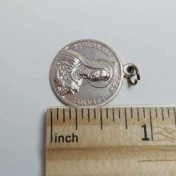 Vintage Saint Theresa Silver Tone Medallion Charm Pendant, Religious Guardian - Picture 5 of 8